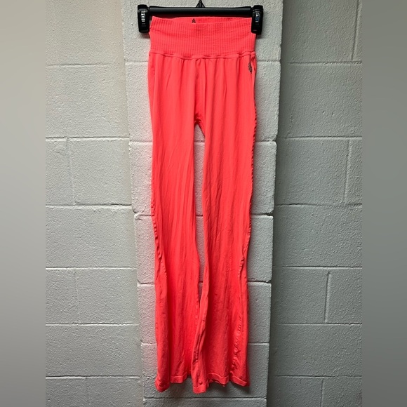 FP Movement by Free People Pink Flare Pants XS/S - Picture 4 of 8